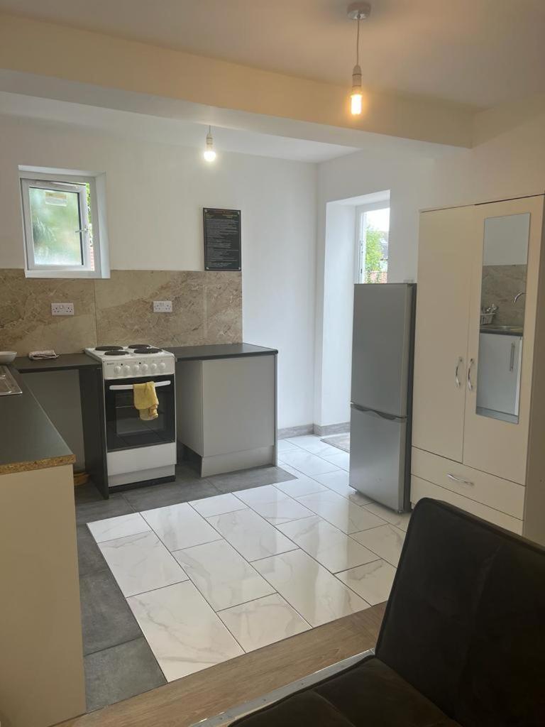 Starlet Property Wanstead ภายนอก รูปภาพ