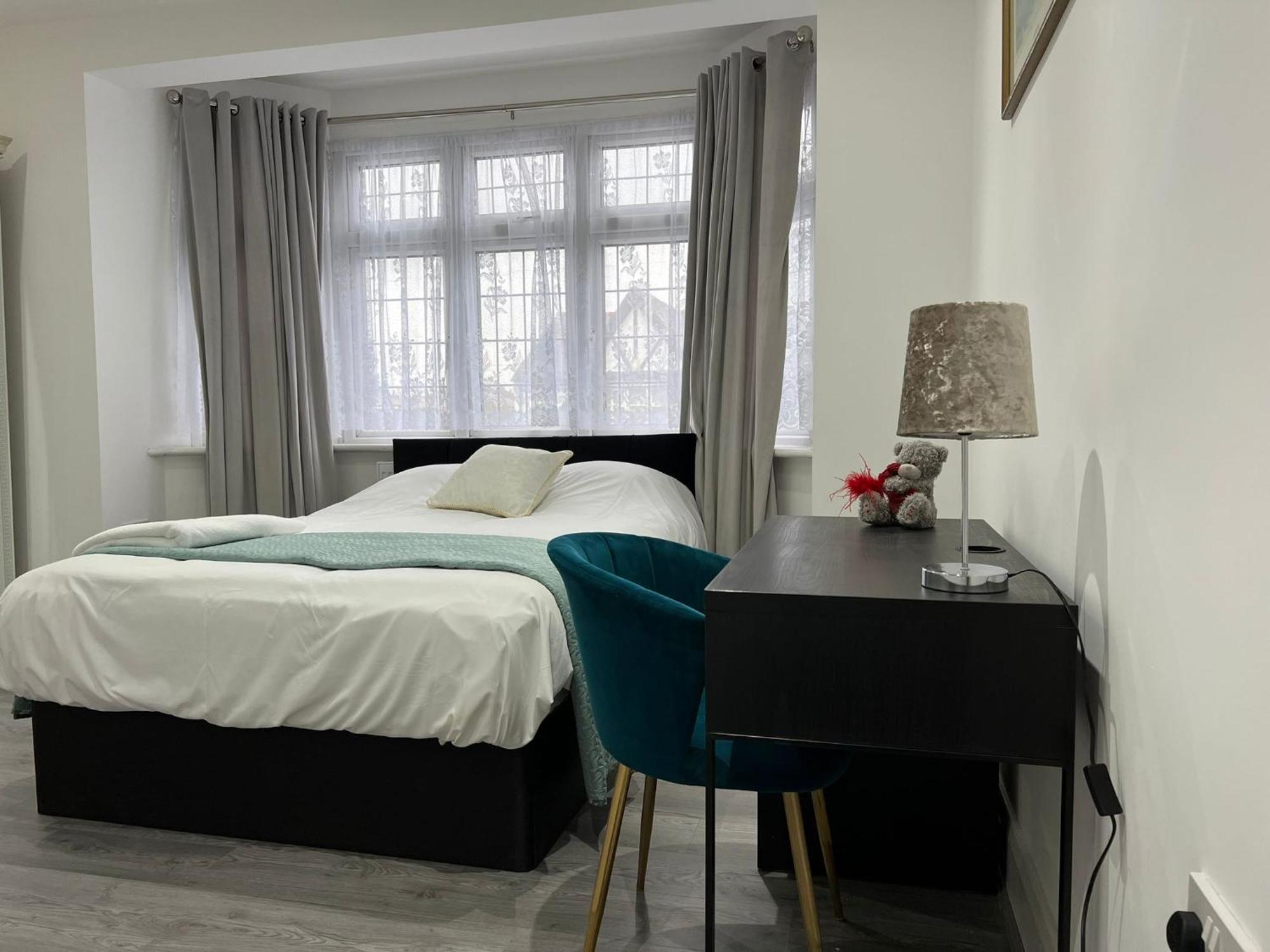 Starlet Property Wanstead ภายนอก รูปภาพ