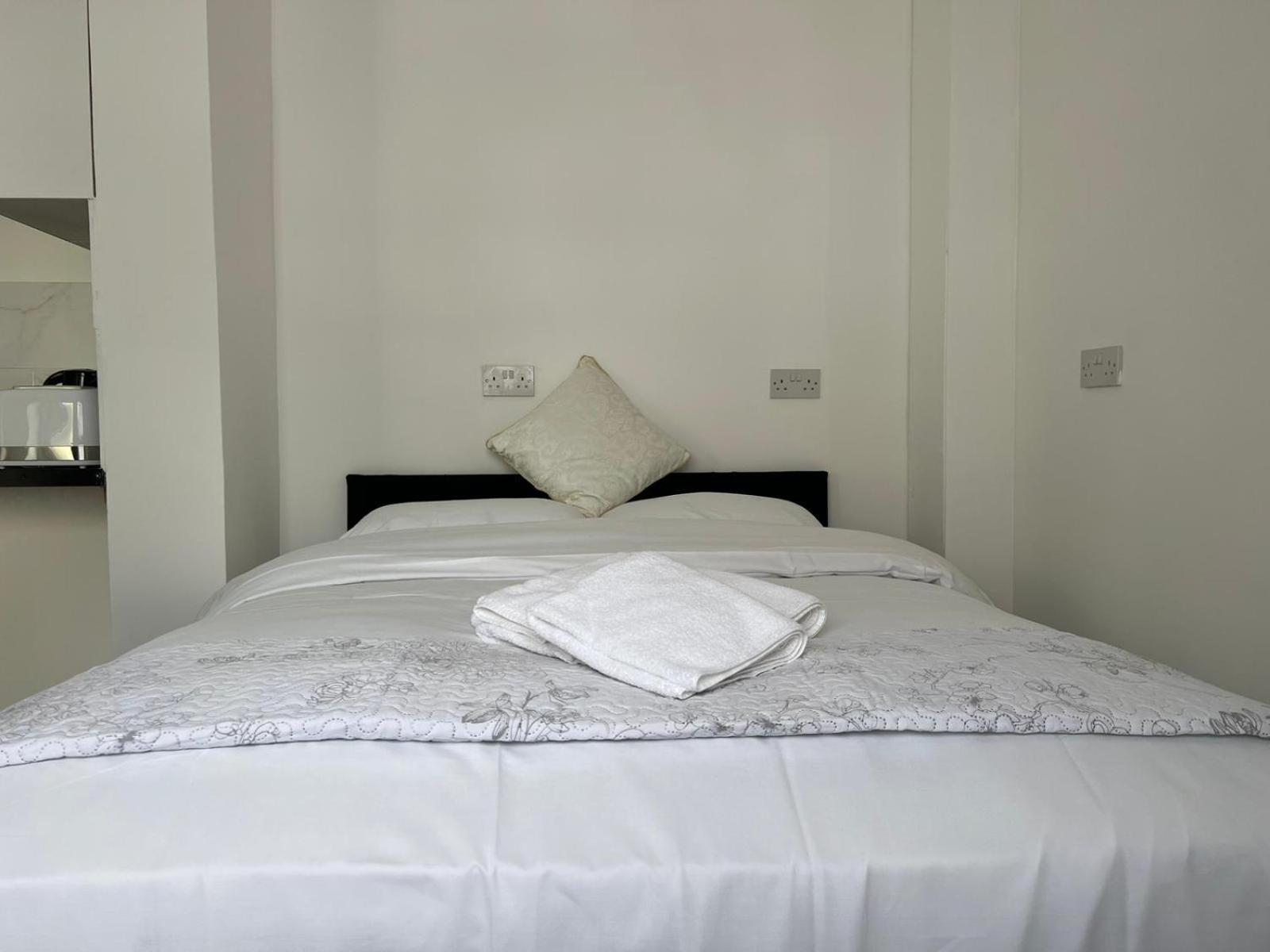 Starlet Property Wanstead ภายนอก รูปภาพ