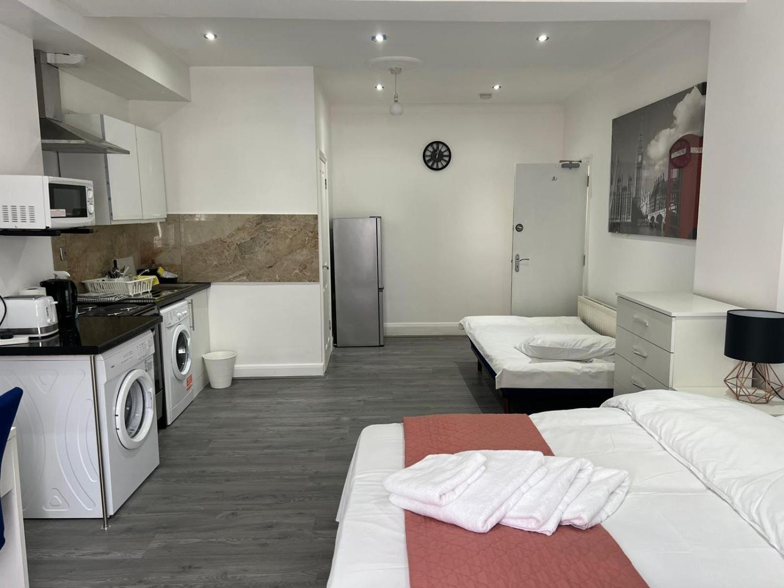 Starlet Property Wanstead ภายนอก รูปภาพ