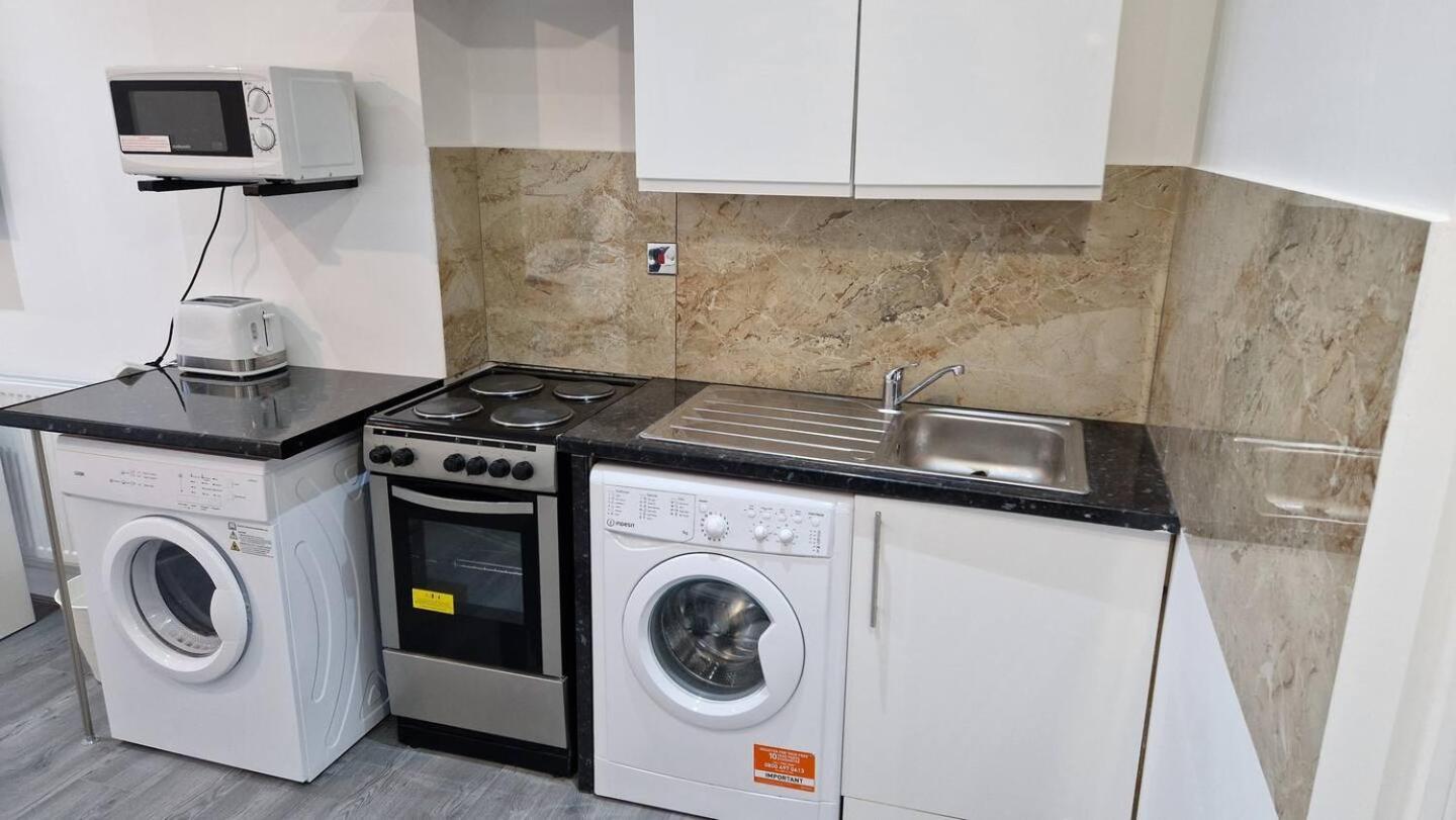 Starlet Property Wanstead ภายนอก รูปภาพ