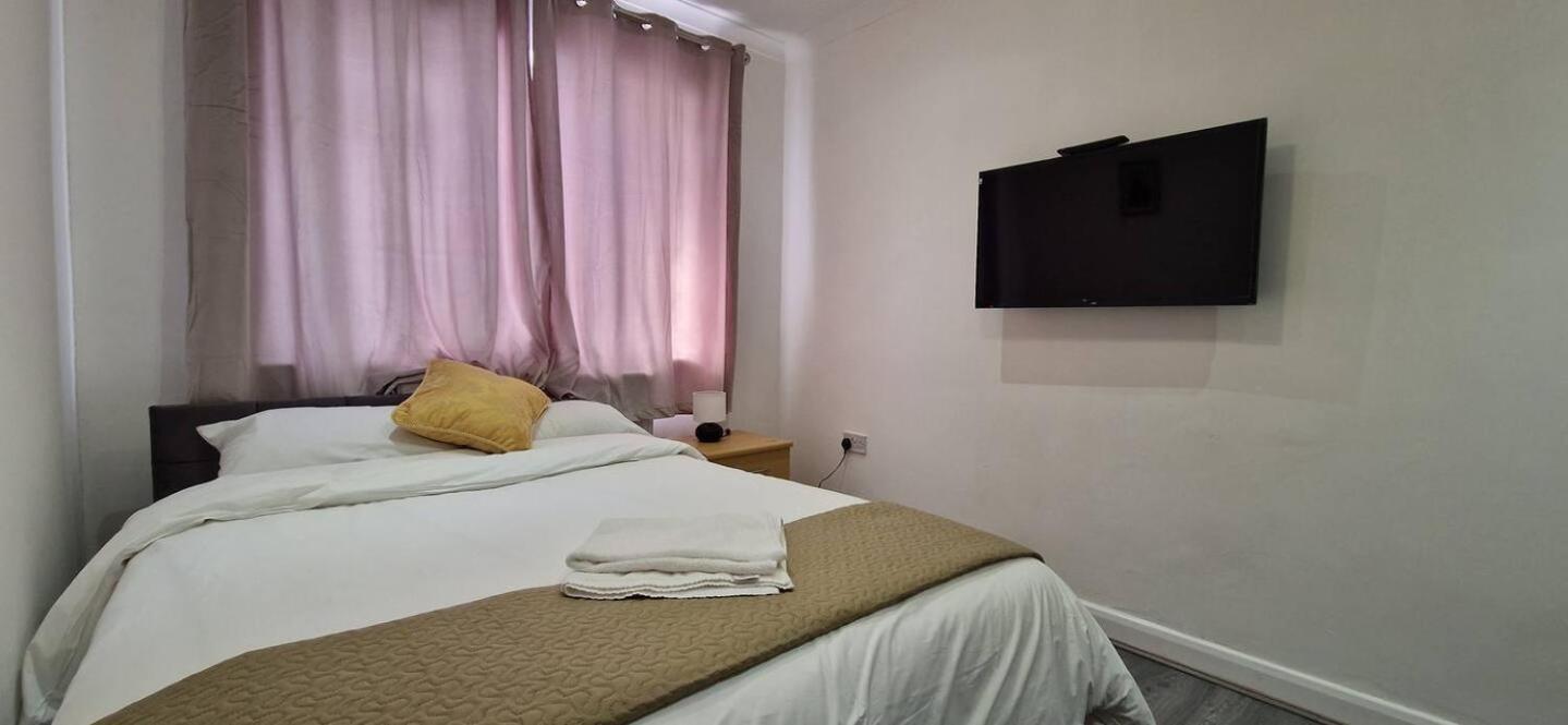 Starlet Property Wanstead ภายนอก รูปภาพ