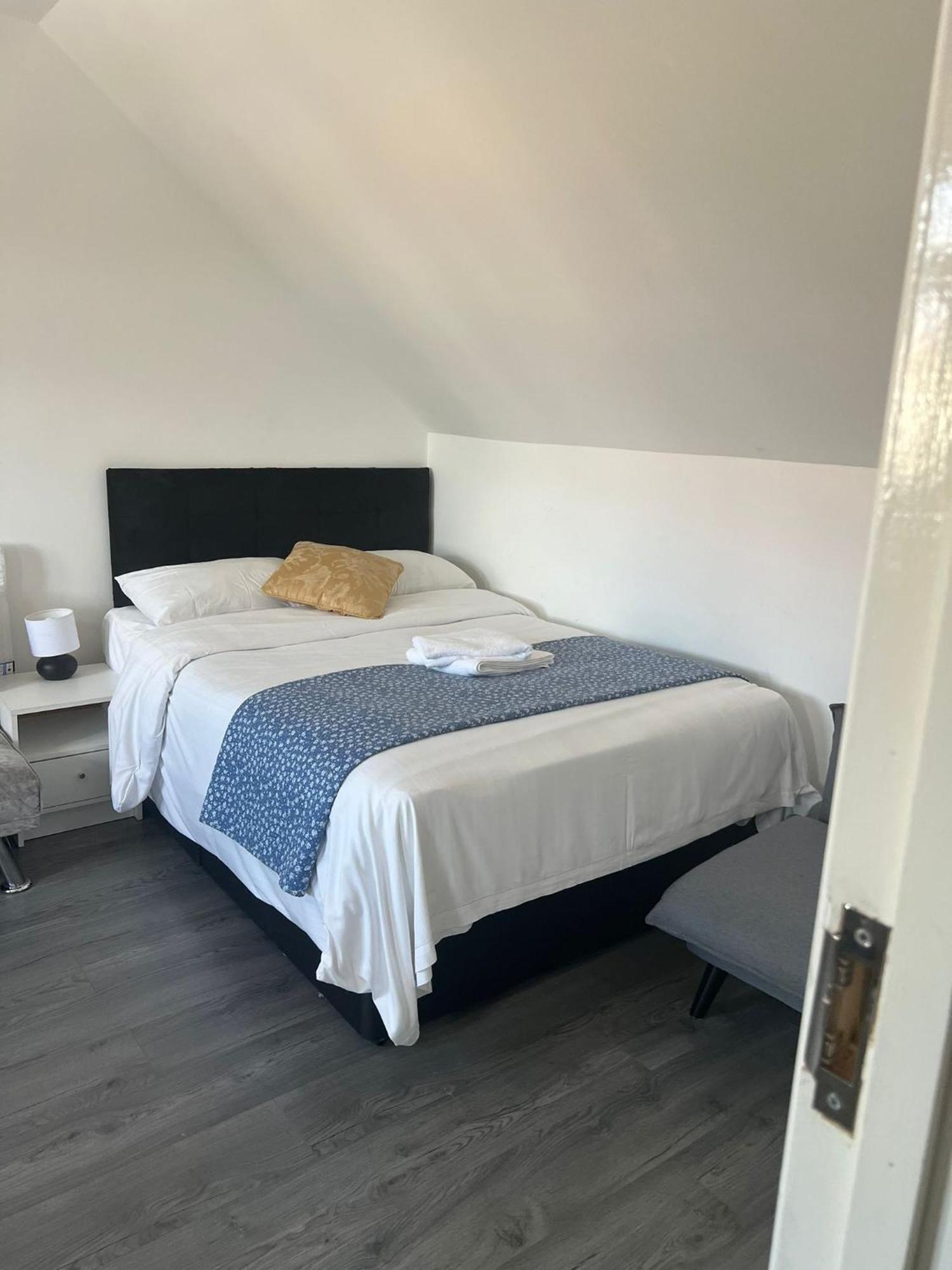 Starlet Property Wanstead ภายนอก รูปภาพ