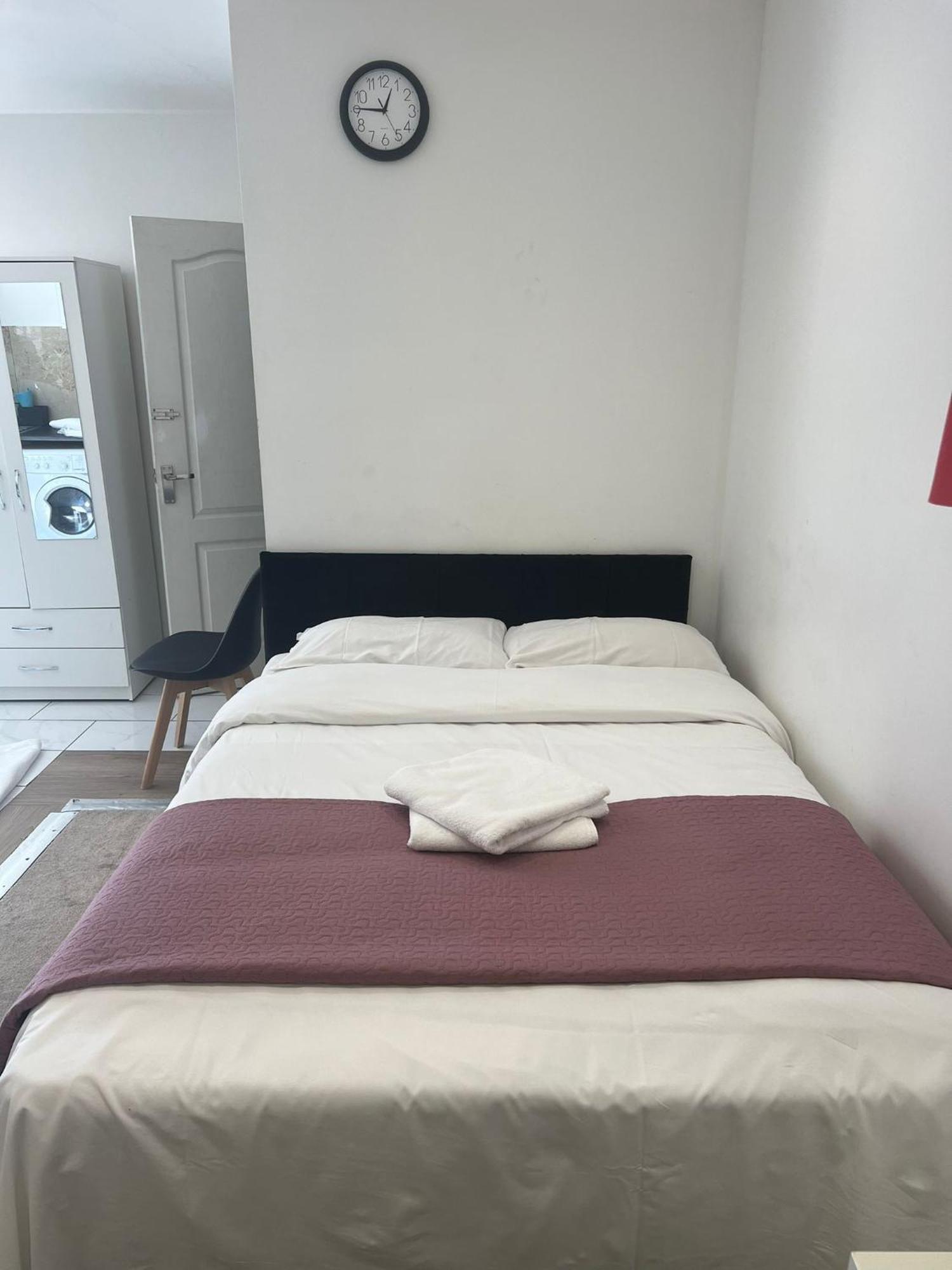 Starlet Property Wanstead ภายนอก รูปภาพ