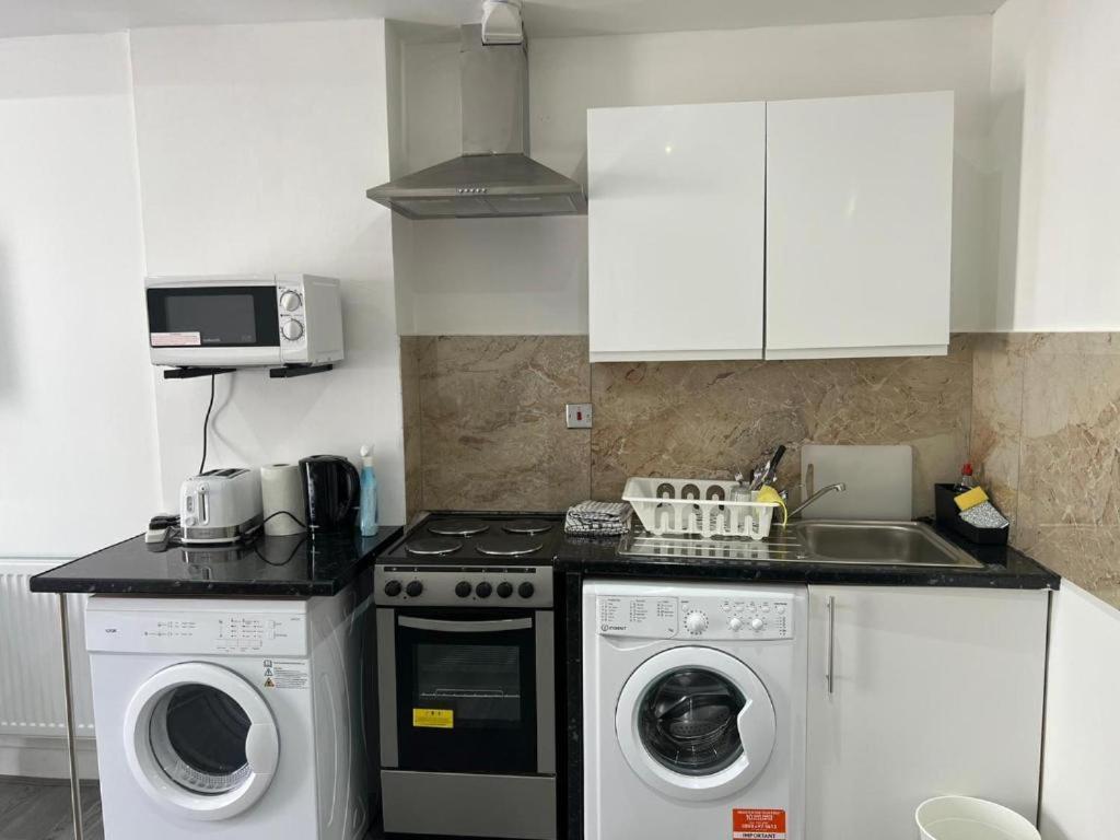 Starlet Property Wanstead ภายนอก รูปภาพ